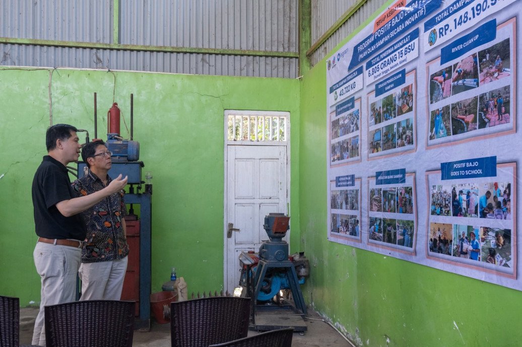 csr kesehatan Thai Ambassador to Indonesia visited Integrated Waste Management Learning Center in NTT