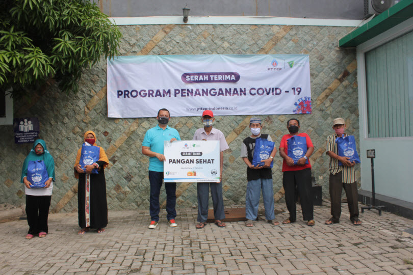 csr kesehatan Donation for Gerai Sehat Rorotan (GSR) community