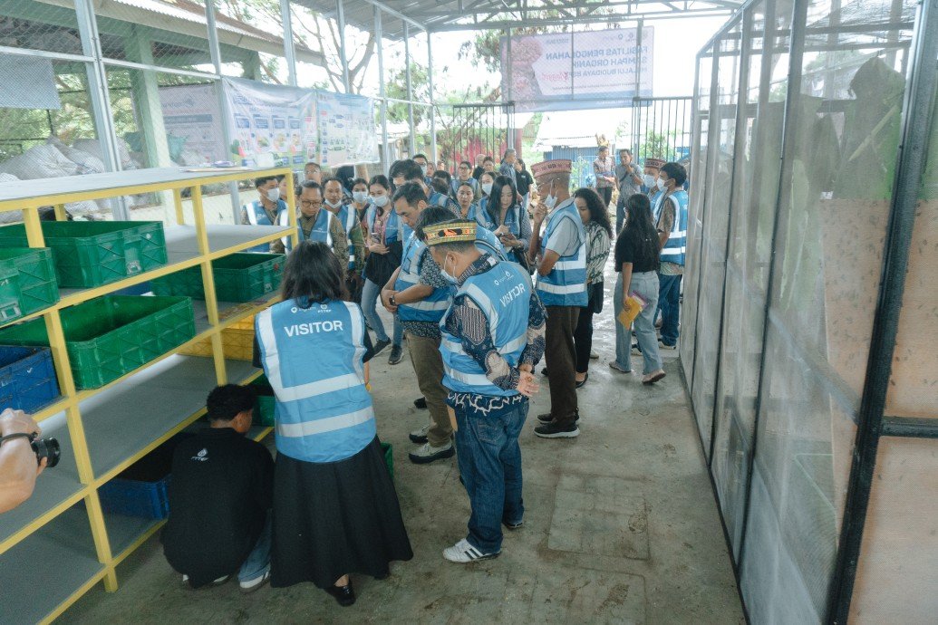 csr kesehatan PTTEP Indonesia and Coordinating Ministry for Food Affairs Inaugurate Organic Waste Processing Facility and Education Center in Labuan Bajo