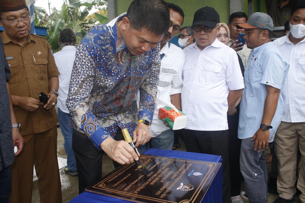 csr kesehatan Rachmat Gobel and PTTEP Indonesia Build Clean Water Well in Gorontalo