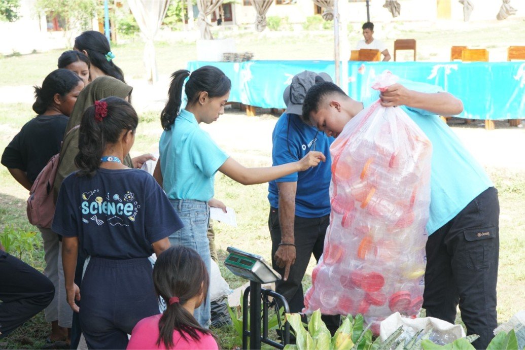 csr kesehatan PTTEP Indonesia and PT INGRAM  Working Together to Achieve Sustainable Waste Management in Labuan Bajo
