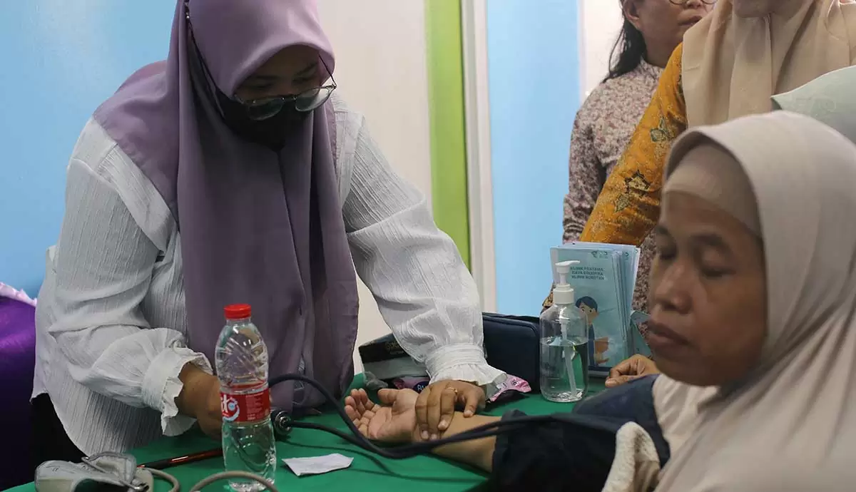 csr kesehatan Celebrating One Decade of Gerai Sehat Rorotan, PTTEP Indonesia and Dompet Dhuafa Organize Breast Cancer Education and Free Check-up