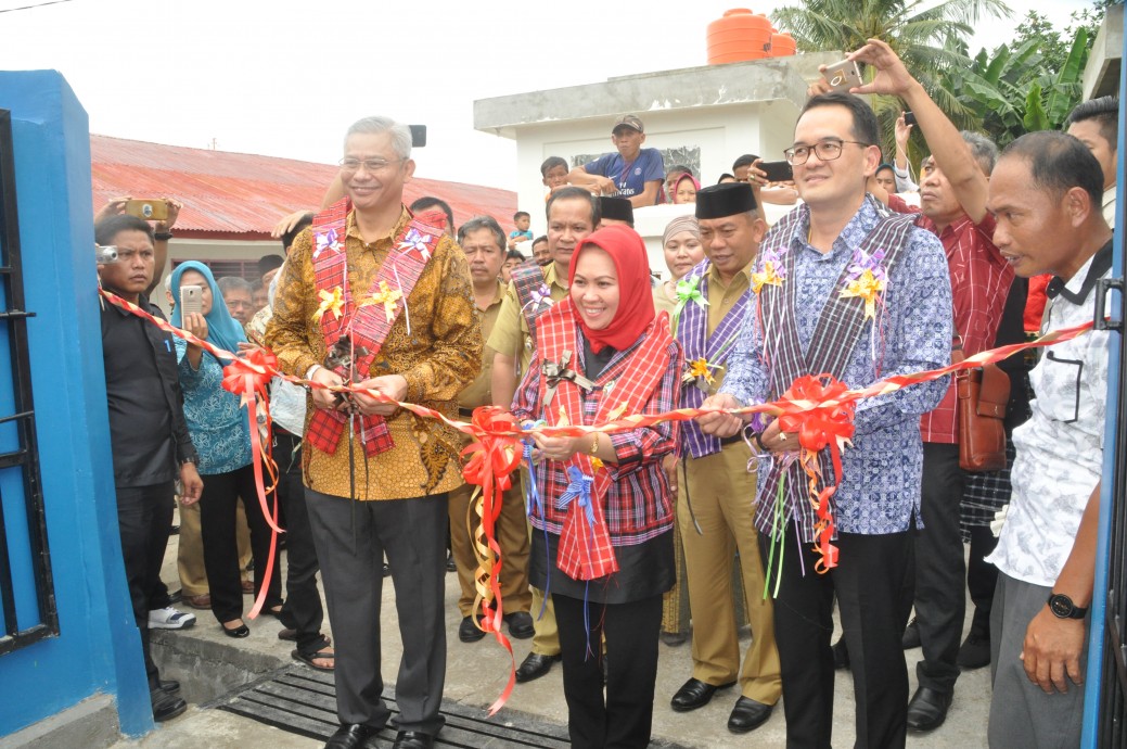 csr kesehatan Opening Ceremony of PTTEP's 14th and 15th SIOLA Centers